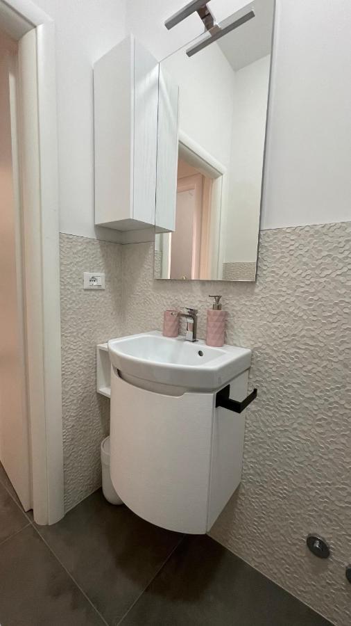 Guest House Kinga Cavour Firenze Kültér fotó